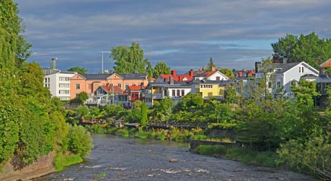 Der Fluss Gävleån trennt die Stadt